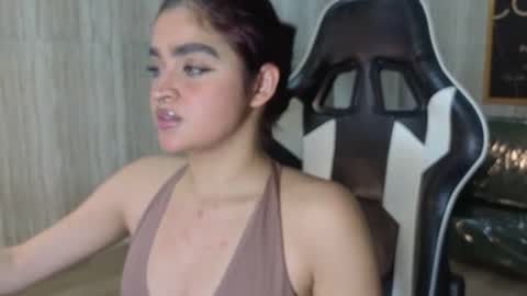 Clementine online show from September 2025 02:56:02 AM