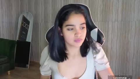 Clementine online show from September 2025 02:37:01 AM