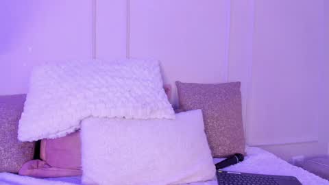 . Cleo Jhonson . online show from January 2025 08:03:01 AM