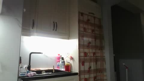 cleopatravodos online show from March 2026 09:21:02 PM