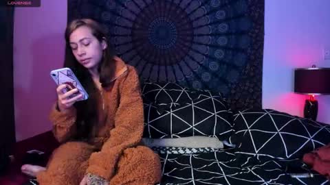 cleo y maikol online show from February 2026 10:02:02 PM