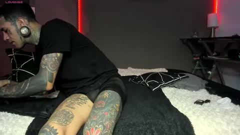 cleo y maikol online show from March 2026 02:51:04 AM