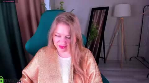 Snapshot of cleoxotie chatting on May 2026 01:13:01 AM cleoxotie online show from May 2026 01:13:01 AM