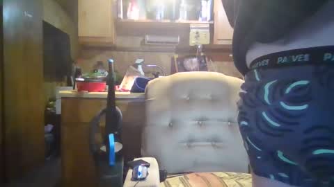 Snapshot of cleveykevil chatting on September 2025 04:07:01 PM cleveykevil online show from September 2025 04:07:01 PM