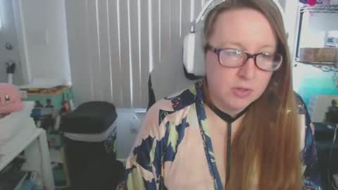 Kate online show from February 2025 03:26:01 PM