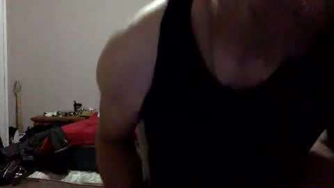 Snapshot of clintwood12 chatting on April 2026 01:32:01 AM chad online show from April 2026 01:32:01 AM