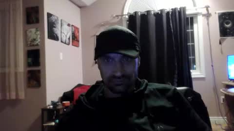 Snapshot of clintwood12 chatting on May 2026 06:29:02 AM chad online show from May 2026 06:29:02 AM