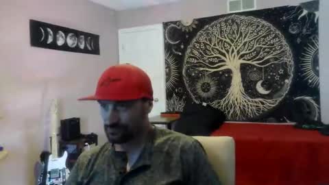 Snapshot of clintwood12 chatting on May 2026 09:43:01 PM chad online show from May 2026 09:43:01 PM