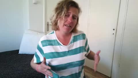 Snapshot of clittytastic chatting on April 2026 02:48:02 PM Syl online show from April 2026 02:48:02 PM