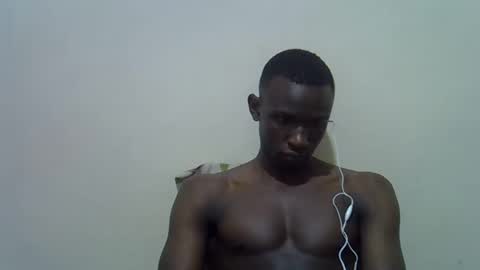 clive_damian online show from February 2026 06:59:02 PM