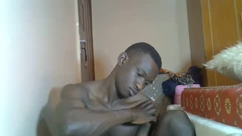 Snapshot of clive_damian chatting on July 2026 04:31:01 AM clive_damian online show from July 2026 04:31:01 AM
