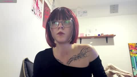 Snapshot of cloe_five chatting on March 2026 11:10:01 PM CLOE online show from March 2026 11:10:01 PM