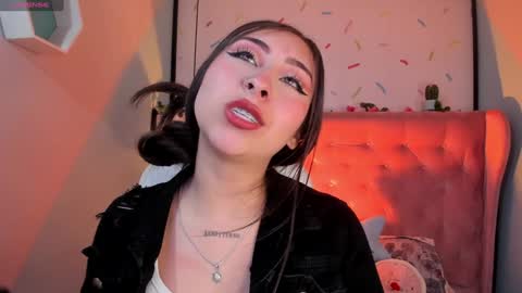 Snapshot of cloe_martinez_ chatting on February 2025 09:19:01 PM Cloe online show from February 2025 09:19:01 PM