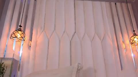 Snapshot of cloee_cameron chatting on June 2026 06:52:02 AM cloee_cameron online show from June 2026 06:52:02 AM