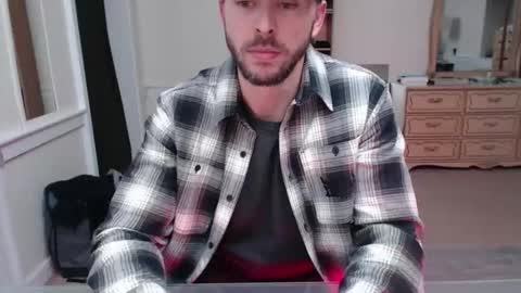 Cloud online show from November 2025 01:38:01 AM