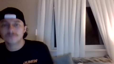 tallhungandcloudy online show from February 2026 09:54:02 AM