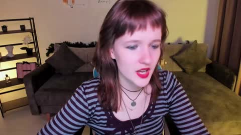  Clover  follow me  online show from December 2024 06:16:01 PM