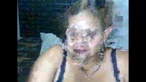 clover_spice21 online show from November 2025 05:37:01 PM