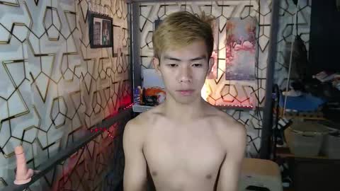 Snapshot of clyde_twinkx chatting on October 2025 04:52:01 PM clyde_twinkx online show from October 2025 04:52:01 PM