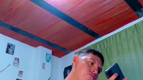 Clyde and Bunny online show from September 2025 02:12:01 AM