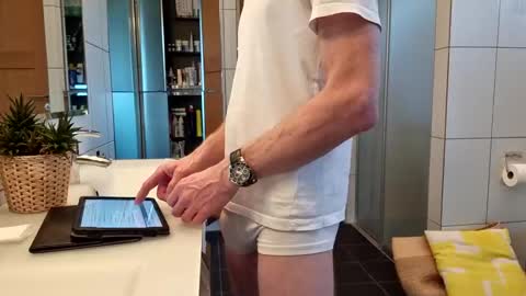 Cockvantage online show from February 2025 03:35:01 PM