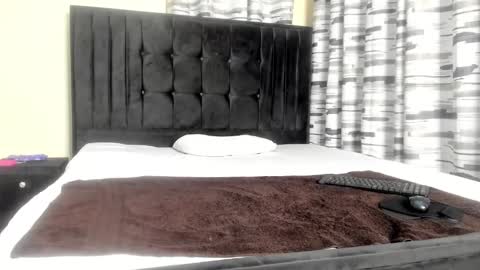 coco_leila online show from February 2025 08:22:02 AM