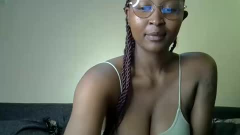 Snapshot of cocobaby_ chatting on May 2026 06:30:02 AM Coco online show from May 2026 06:30:02 AM