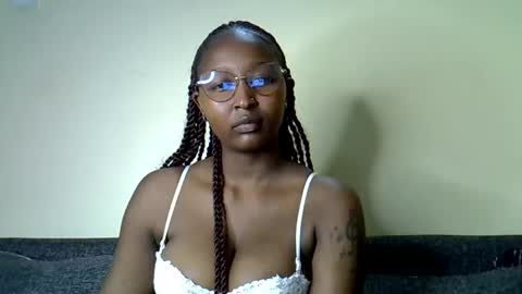 Snapshot of cocobaby_ chatting on May 2026 04:46:02 PM Coco online show from May 2026 04:46:02 PM