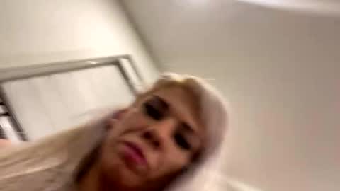 Snapshot of cocobluexo chatting on January 2025 07:42:01 AM Ayla Astra online show from January 2025 07:42:01 AM