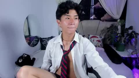 Snapshot of cococumps chatting on March 2026 11:26:02 AM COCO online show from March 2026 11:26:02 AM