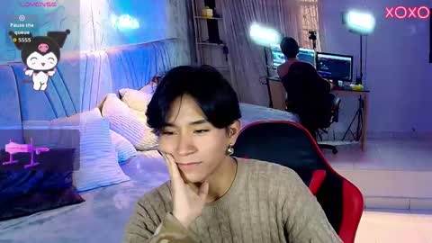 Snapshot of cococumps chatting on April 2026 12:28:02 PM COCO online show from April 2026 12:28:02 PM