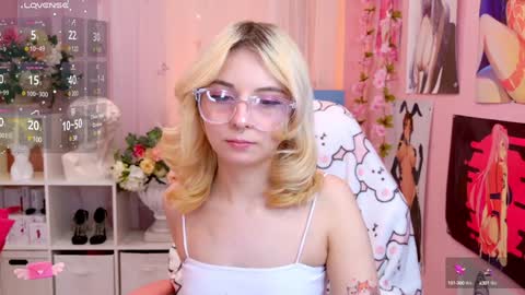 Mia online show from January 2025 07:31:01 PM