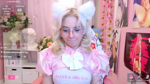 Mia online show from February 2025 12:08:02 AM