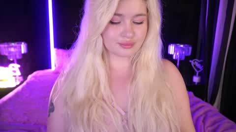 onlyfans amyleyy online show from December 2024 11:02:01 AM