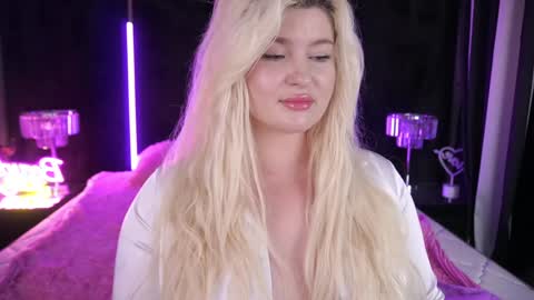 onlyfans amyleyy online show from December 2024 11:01:01 AM