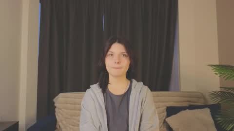 Kim online show from March 2026 03:45:01 PM