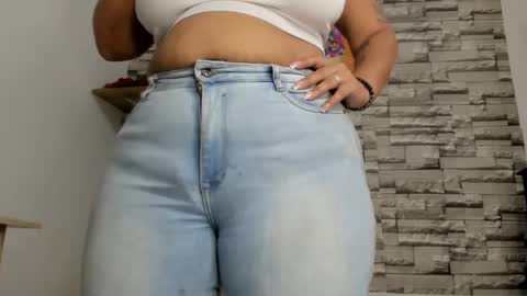 laurita online show from January 2025 03:18:02 PM