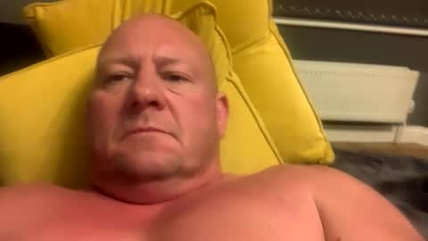 col4nows online show from October 2025 09:37:01 PM