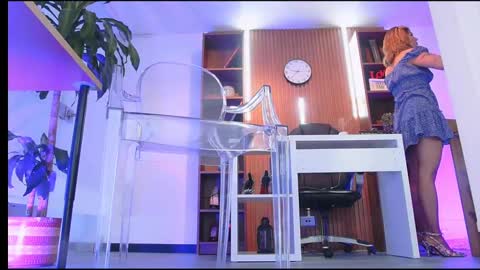 Snapshot of colete_milf chatting on October 2025 02:36:02 PM Samantha online show from October 2025 02:36:02 PM