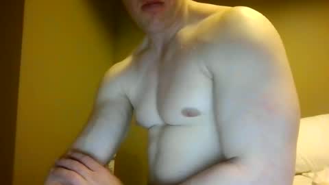 Snapshot of college_muscle chatting on June 2026 02:55:02 AM foreverxshredded online show from June 2026 02:55:02 AM