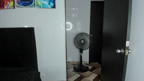 college_muscle_ass online show from January 2025 02:10:02 PM