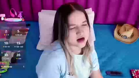  MEGAN  online show from September 2025 08:30:02 PM