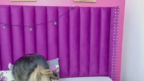  MEGAN  online show from October 2025 07:47:01 PM