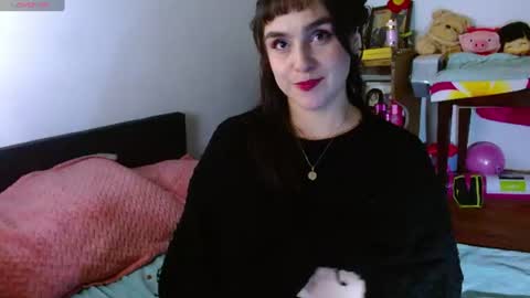 Snapshot of collette_beaufoy chatting on July 2026 05:21:02 AM Collette online show from July 2026 05:21:02 AM