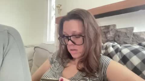 Snapshot of collisgirly chatting on July 2026 03:14:02 PM collisgirly online show from July 2026 03:14:02 PM