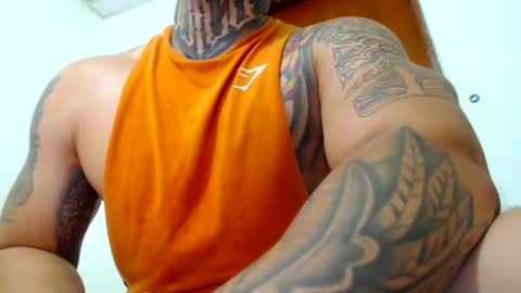 Snapshot of colombian_monster_cock chatting on December 2024 05:59:02 AM camilo online show from December 2024 05:59:02 AM