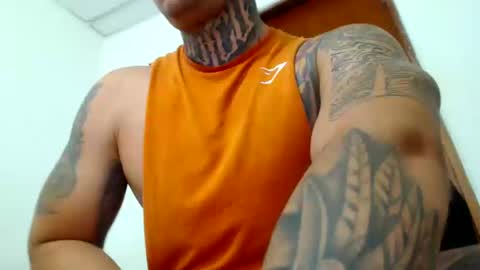 Snapshot of colombian_monster_cock chatting on January 2025 04:55:01 AM camilo online show from January 2025 04:55:01 AM