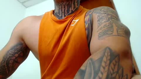 Snapshot of colombian_monster_cock chatting on January 2025 12:04:02 PM camilo online show from January 2025 12:04:02 PM