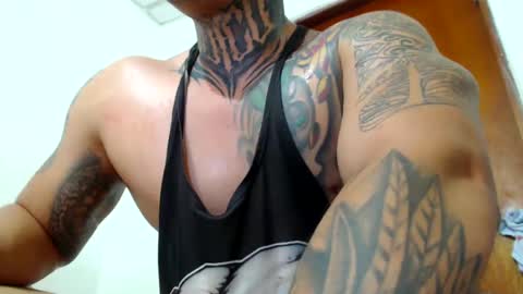 Snapshot of colombian_monster_cock chatting on January 2025 03:22:02 AM camilo online show from January 2025 03:22:02 AM