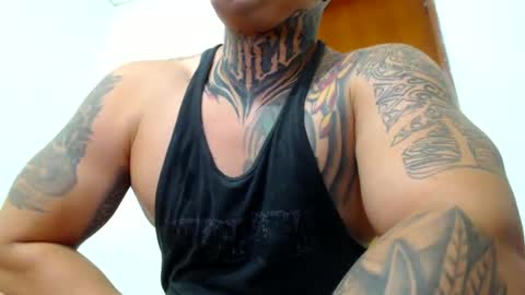 Snapshot of colombian_monster_cock chatting on February 2025 05:05:01 AM camilo online show from February 2025 05:05:01 AM
